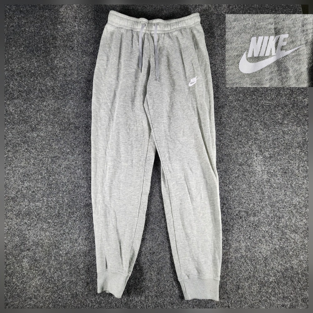 Nike Sportswear Club Fleece Women's Mid-Rise Joggers Gray S Athleisure Sweatpant